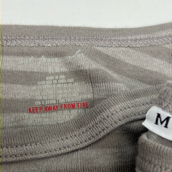 β¨4π $20 β¨ Bundle of 3 crop tops stretch top set black grey small medium - Picture 9 of 14